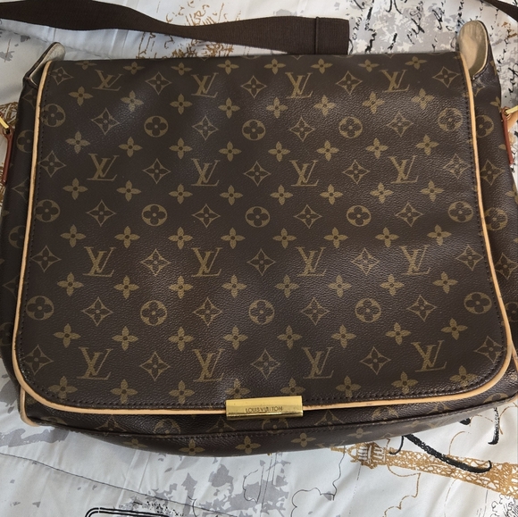 Messenger Bag w/ Crossbody Shoulder Strap (Unisex) - Picture 2 of 16